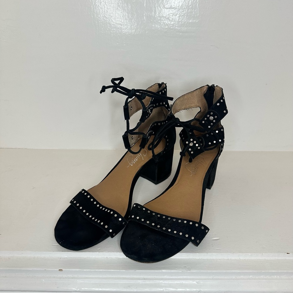 Arturo Chiang Hollis Black Suede Studded Lace Up Ankle Wrap Block Heel Sandal 10